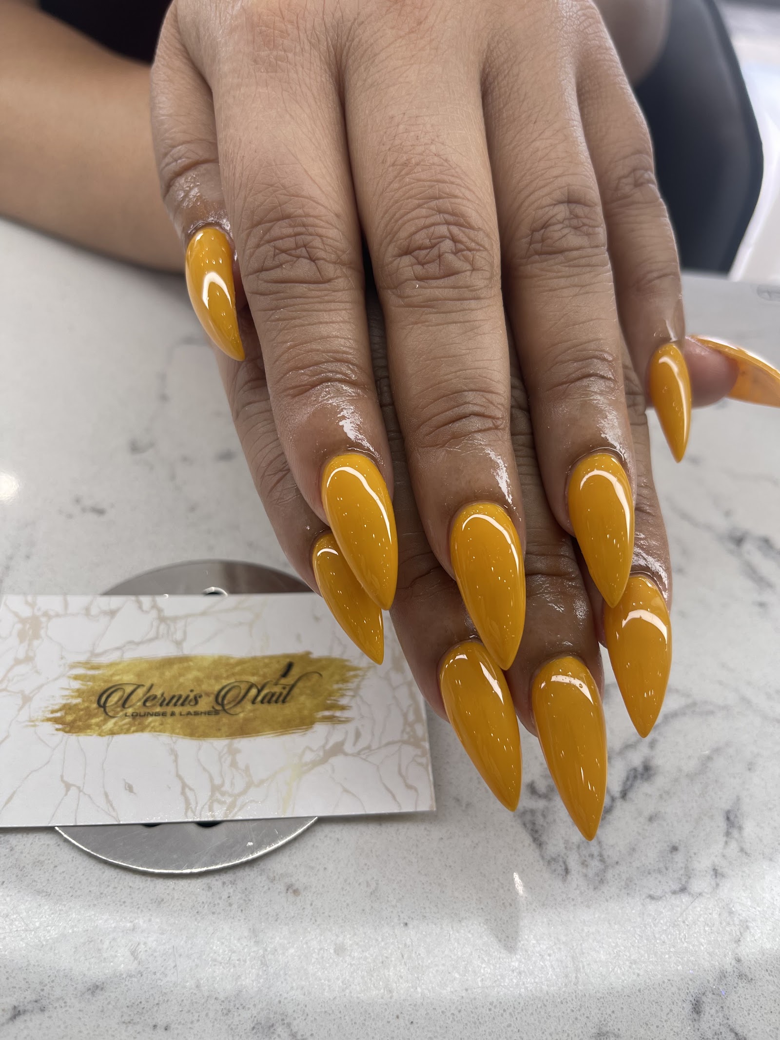 VERNIS Nail Lounge & LASHES (MENTION 15% NEW CUSTOMERS) nail photo 5